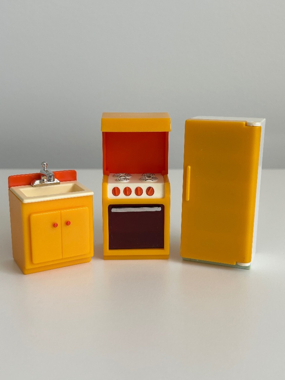 Vintage 70s 80s Fisher Price Dollhouse Decorator Set #252 Kitchen Complete (18b)